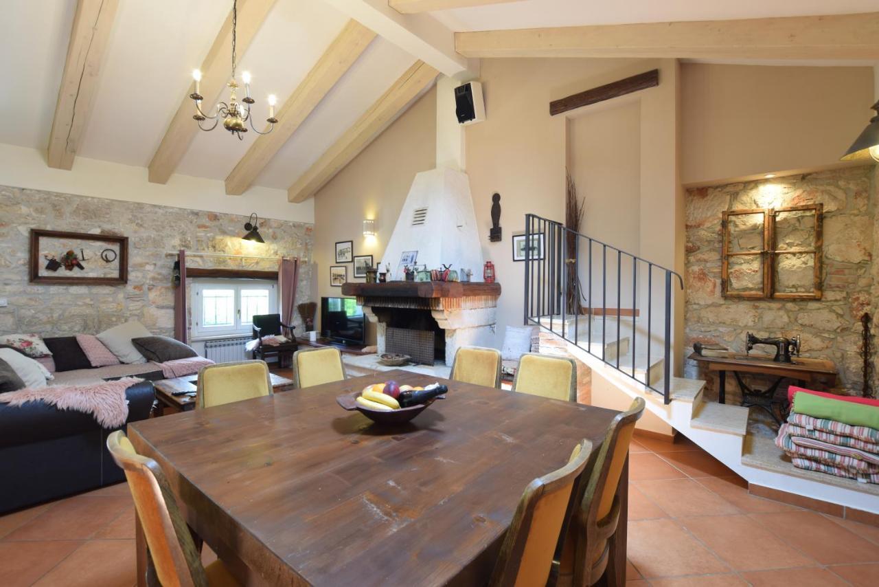 Saison Openning Prices Luxury Villa Nini With Fireplace, Private Pool, Bikes, Barbecue And Much More Porec Exterior photo